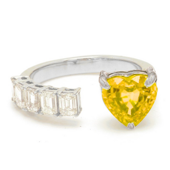 YELLOW CANDY HEART & DIAMOND (EMERALD-CUT) RING